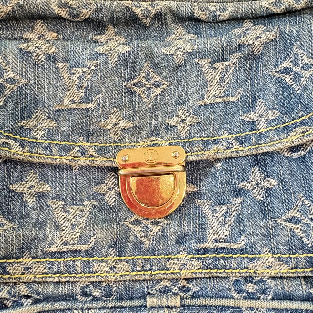 Louis Vuitton Denim Monogram Crossbody Belt Bag - Picture 4 of 11